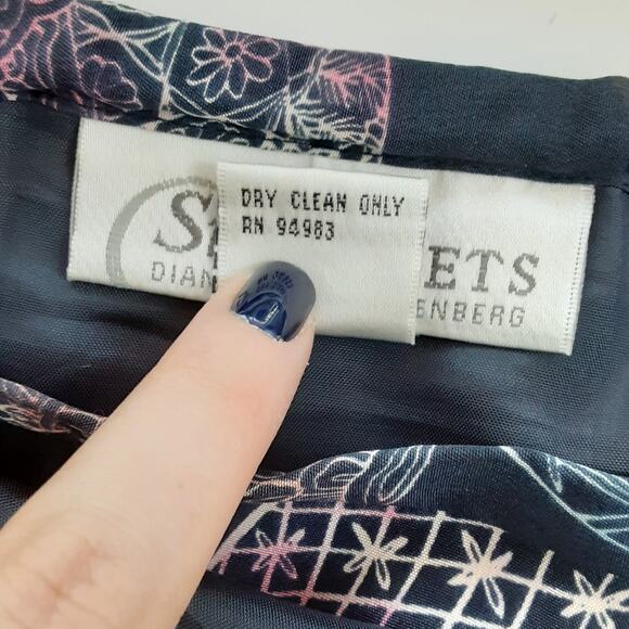 Diane Von Furstenberg Wrap Skirt 100% Silk Midi Pencil Skirt Cloisonné S Vintage - Picture 8 of 11